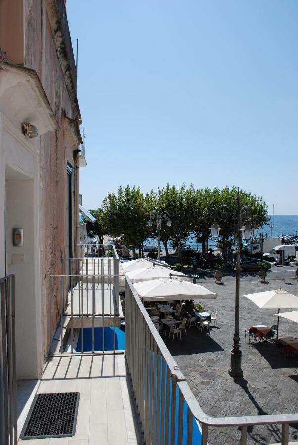 Casa In Piazza Lägenhet Minori Exteriör bild